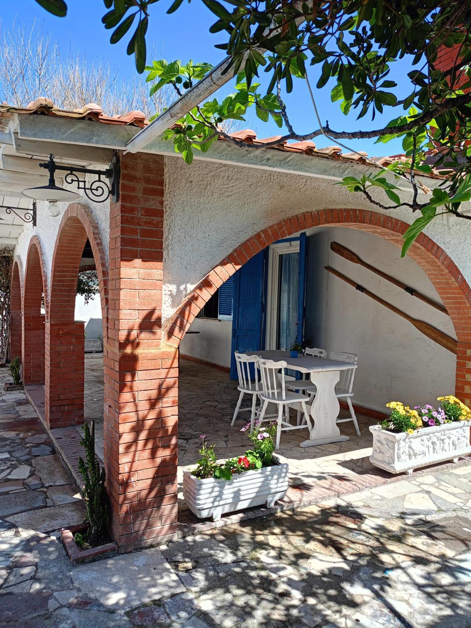 Apartamento Blu Angel Lido dei Pini Exterior foto